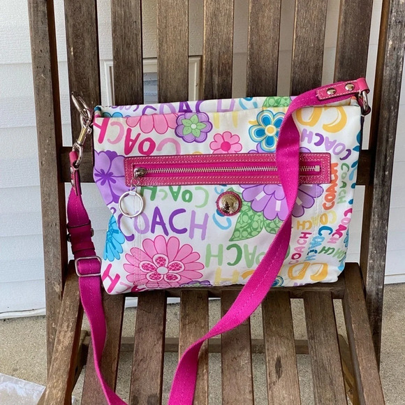 Coach Daisy Floral Crossbody Shoulder Bag Nylon - Picture 1 of 10